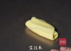 蛋黄酥：过节必备，香香酥酥超解饿！的做法图解17