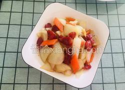 洋葱胡萝卜炒腊肠