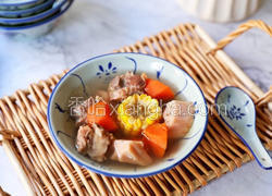 莲藕玉米胡萝卜排骨汤