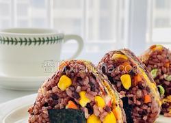 【减脂推荐】低卡饱腹三色糙米肉松饭团