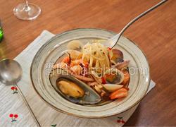 蒜香辣味海鲜意面