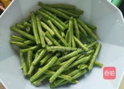 豆角蒸卤面的做法图解3