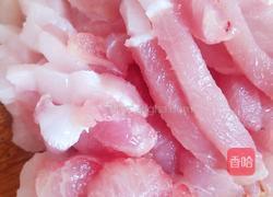 苦瓜炒肉的做法图解2