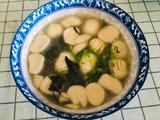 墨鱼丸海菜汤