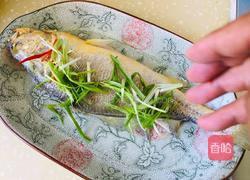 清蒸黄花鱼的做法图解4