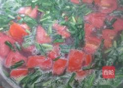 西红柿韭菜鸡蛋汤的做法图解3