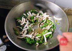 辣椒炒鱿鱼丝的做法图解8
