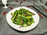 酸辣菜苔