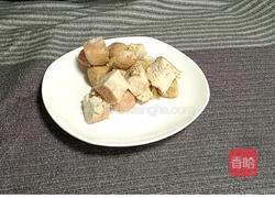 青菜炒霉豆渣的做法图解2