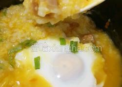 牛肉窝蛋二米粥