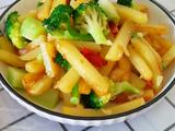 西兰花土豆条的做法[图]