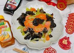 黑木耳炒胡萝卜西芹