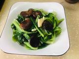 香菇炒小白菜