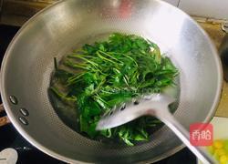 香椿炒鸡蛋的做法图解2