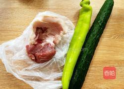 酱香肉末黄瓜的做法图解1
