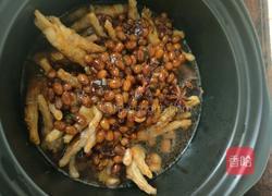 黄豆闷风爪的做法图解5