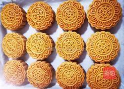 手工蛋黄月饼（100克）的做法图解33
