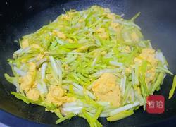 蒜黄炒鸡蛋的做法图解5
