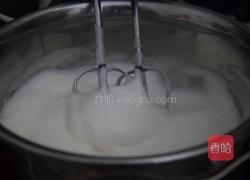 戚风蛋糕的做法图解8
