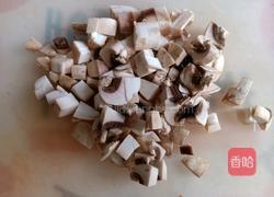 口蘑炒玉米的做法图解2