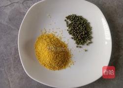 绿豆小米粥的做法图解1
