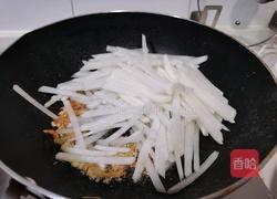 虾干炒萝卜丝的做法图解5