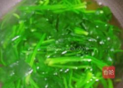 果仁菠菜的做法图解3