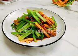 香干肉沫炒芹菜