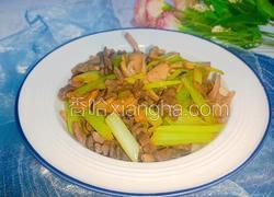 鸭杂炒芹菜