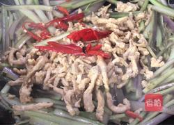 红菜苔梗炒肉的做法图解8