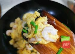 虾仁鸡蛋炒的做法图解5