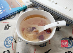 红枣银耳桃胶桂圆羹的做法图解8