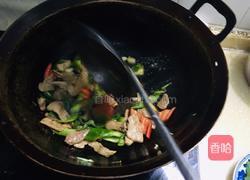 青蒜木耳炒肉片的做法图解5