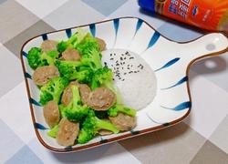 牛肉丸西兰花盖饭