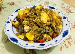 外婆菜炒鸡蛋