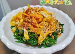 蒜泥蛋皮拌荠菜