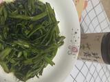 香畴黄豆酱炒空心菜的做法[图]
