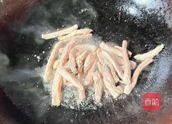 【春季养生菜】春笋白灼肉丝的做法图解4