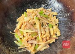 【春季养生菜】春笋白灼肉丝的做法图解8