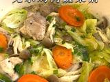 解锁厨房新魔法！无水鸡肉蔬菜锅把鲜掉眉毛的美味端上餐桌！