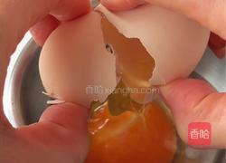 ✨简单易做又鲜嫩美味的糖心蛋清汤面✨的做法图解1