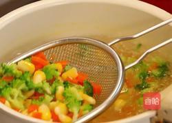 低卡高鲜王炸组合！9菇鲜虾仁鸡肉饭，馋哭隔壁小孩！的做法图解4