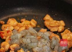 低卡高鲜王炸组合！9菇鲜虾仁鸡肉饭，馋哭隔壁小孩！的做法图解5