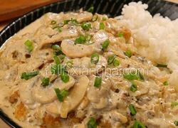 黑松露奶油鸡腿饭