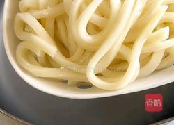 番茄辣咖喱乌冬面的做法图解2