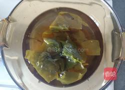 日式冬瓜裙带鲜虾菌菇汤的做法图解3
