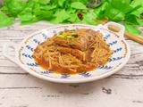 金针菇炖热腾 