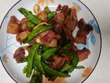 荷兰豆炒三层肉