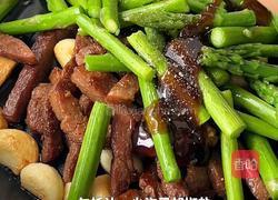 蒜香芦笋牛扒的做法图解8