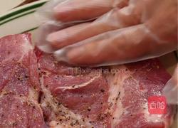 奶油蘑菇炖猪排的做法图解1